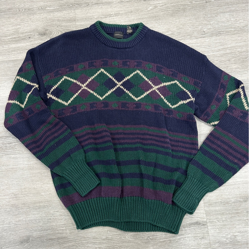 Classic Argyle Crewneck Sweater in Navy and Green